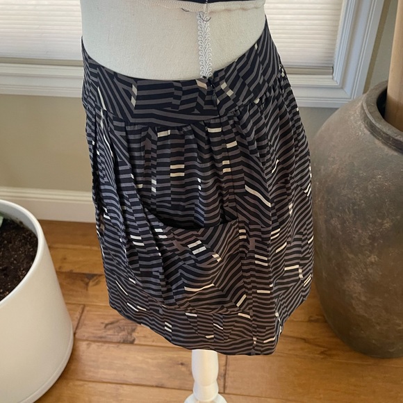 tsesay 100% silk skirt - Picture 4 of 5